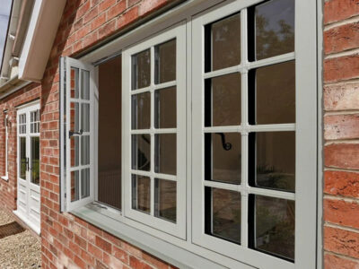 Licenced [post_title] experts in [city]